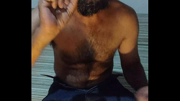 Play MP4 - Smoking Tight Jeans - MasterPiss - update &num;16 - Apr 29&comma; 2024