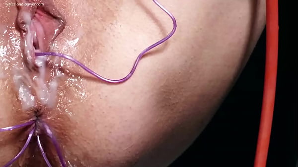 I finally find a way to make sixthirteen lose control of her asshole and enema water