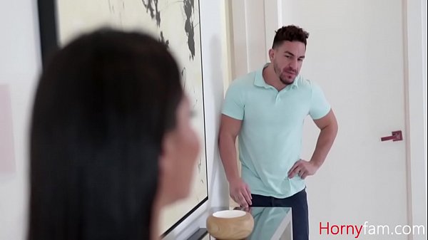 Play MP4 - stepMOM locks stepDAD and fucks stepSON- Rose Monroe