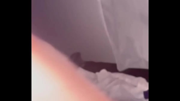 Nonton The Littyman Starburst Show Litty Putting Dick In Star Mouth While She Sleep. thumbnail