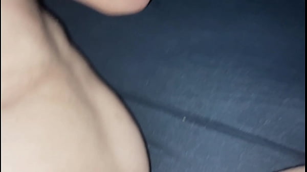 Play MP4 - Depois de curtir a noitada na balada viemos para um after quente no ap oitenta e um&comma; muito sexo entre machos&period;