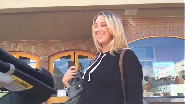 Brooke And Casting Couch thumbnail