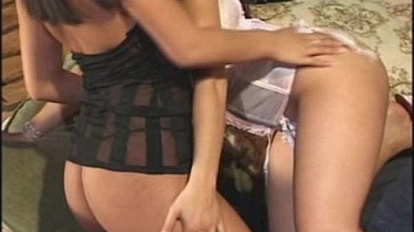 Ice la fox and olivia o lovely s party sluts