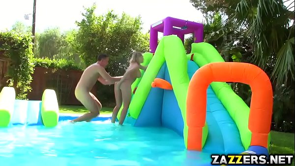 Keiran Lee got_some hot deep throat outdoorblowjob