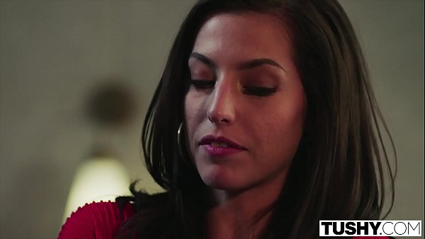 TUSHY Anal-obsessed Spencer can't resist seducing her_boss