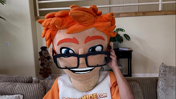 Nonton Freya Von Doom's Small Tits Bounce While I Pound Her On My Casting Couch thumbnail