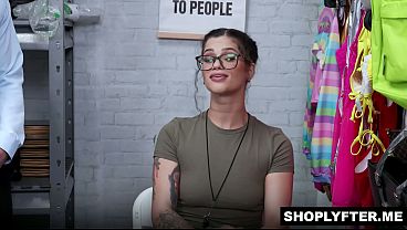 Nonton Officer Tony Marzo Conduct A Thorough Cavity Search To Remy Woods thumbnail