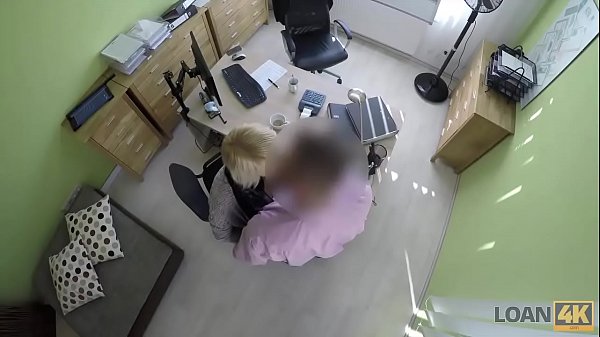 LOAN4K. La blonde ange Katy Rose passe volontiers le sale casting de son gestionnaire_de crédit