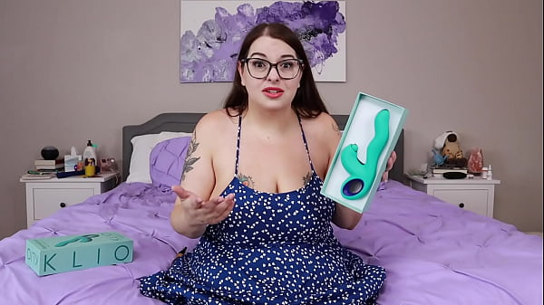Play MP4 - Reviewing & Testing My New Favorite Rabbit Vibe&colon; FemmeFunn KLIO