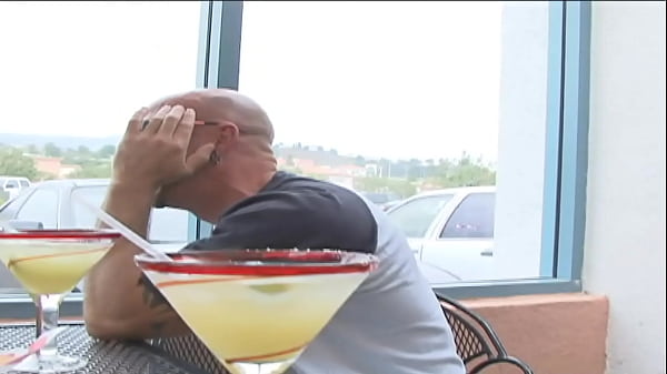 You know jassi has anal because her cute little bung hole is puckering out almost begging 