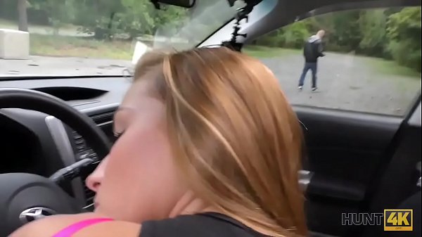 HUNT4K. Wie ich eine junge Muschi beimShoppen gekauft habe