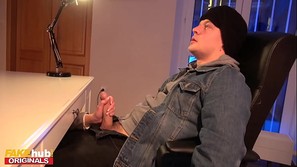 Fakehub milf cougar horny for cock tricks a robber into filling her with his huge dick so she can ride to orgasm