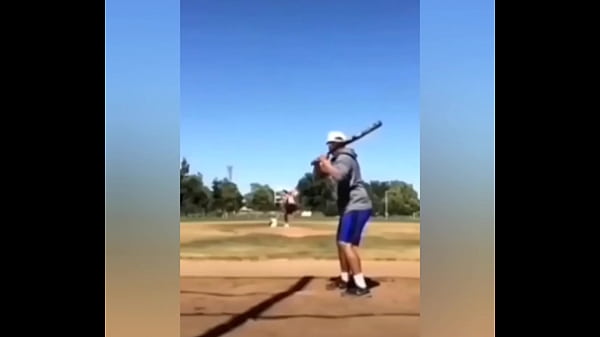 Play MP4 - O melhor da mastuba&ccedil;ao &colon;ensinando como fazer as mulheres chegar ao orgasmo &eacute; s&oacute; fazer movimentos circulares com a l&iacute;ngua em formato de oito na vulva envolvendo o clit&oacute;ris suavemente