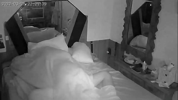 Minha cunhada me acorda_falando no meu ouvido . Hoje quero dar meu cuzinho_pra você