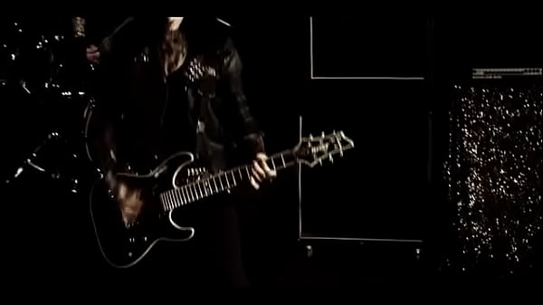 V&iacute;deo De M&uacute;sica De Novias Velo Negro "arma Perfecta" thumbnail