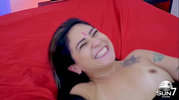 Tes&atilde;o a mil com a gostosa da sumaya ganesha latina safada comi t&atilde;o gostoso o cu dela que quase virou do avesso 