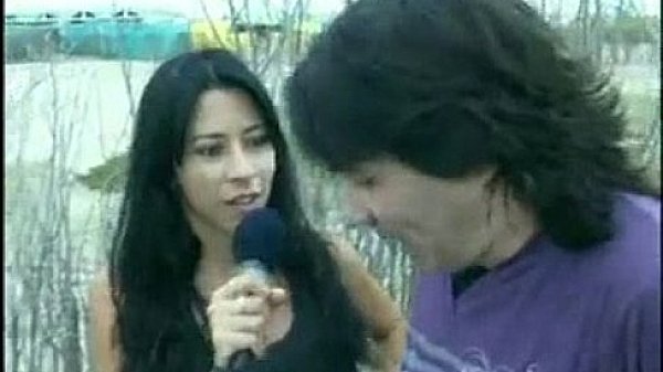 Colas verano 2010 el productor de cronica tv presenta la top vanesa ruas