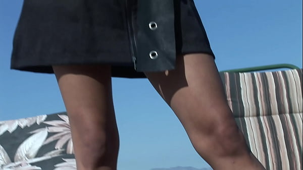 Nonton Dawn Iris Is Crazy For Black Dick thumbnail