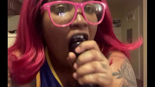 Suck Dat Worm Bitch !!