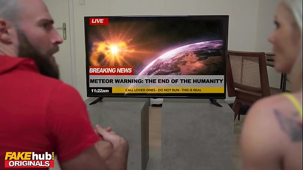 ACCIDENTAL CREAMPIE_SEX BEFORE THE END OF THE WORLD