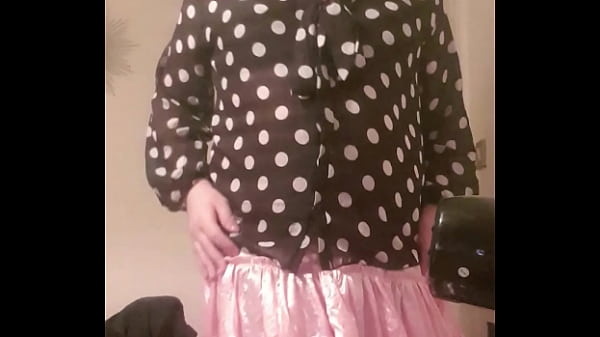 Dressed up Sissy fag message me links on xvid page 