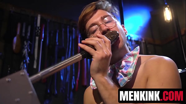 Horny bunny Ari Koyote showers squirt for easter day 