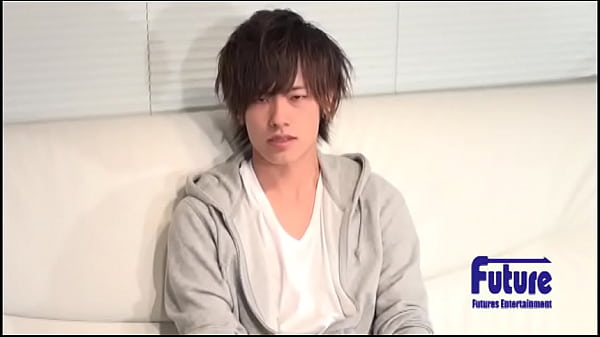 スタッフ一押し端正な顔立ちにスレンダーな身体・・今風イケメン男子が初登場！！ thumbnail