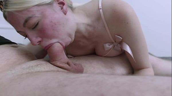 Nonton Caught In A Moment With Mila Delvina Between Scenes. thumbnail