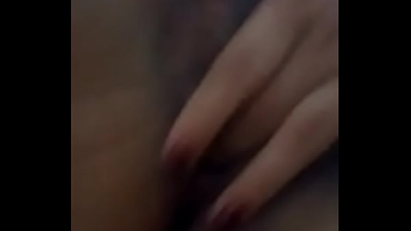 Deixou eu ver ela se tocando na buceta