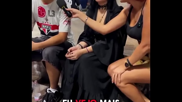 Perguntas na pra&ccedil;a da rep&uacute;blica em S&atilde;o Paulo  parte 1 