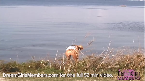 Passing Traffic Gets An Eyeful_Of A Hot Naked_Blonde