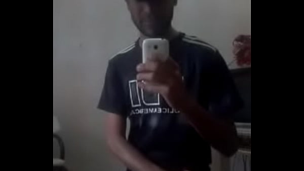 Play MP4 - Leonardo Rodrigues - Sensualizando Com Cueca Boxer Azul