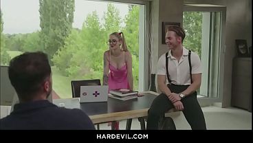 Nonton Petite Blonde Office Bombshell Engages In Steamy Foursome With Wild Double Penetration And Intense Oral Action For An Unforgettable Experience thumbnail