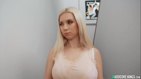 Nonton Rival Roommates Big Boobs Blonde Roxy Risingstar And Ballsy Thomas Stone Confront About Line For Waching Machine And Soon After They Fuck thumbnail