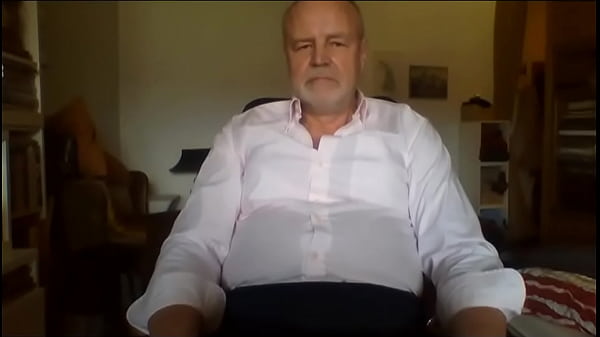 Play MP4 - Webcam von damenw&auml;schetr&auml;ger in heissen Dessous - YouTube&lbrack;&uuml;ber fsk16