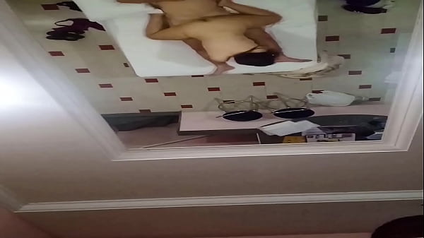 Esposa amadora ama dar o cuzinho 