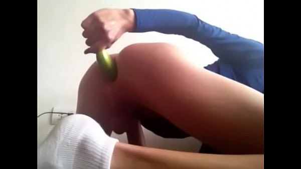 Play MP4 - Masturb&aacute;ndome