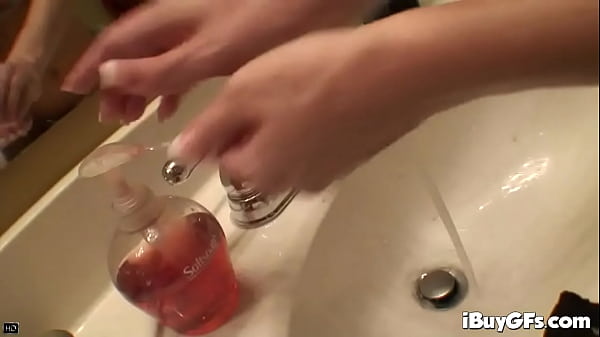 Caroyln Reese has the best Natural_Tits