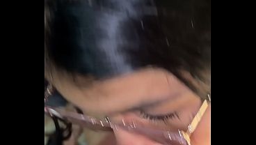 Married woman knows how to move her ass Latina cheating