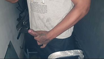 Espiando A Vizinha Gordinha thumbnail