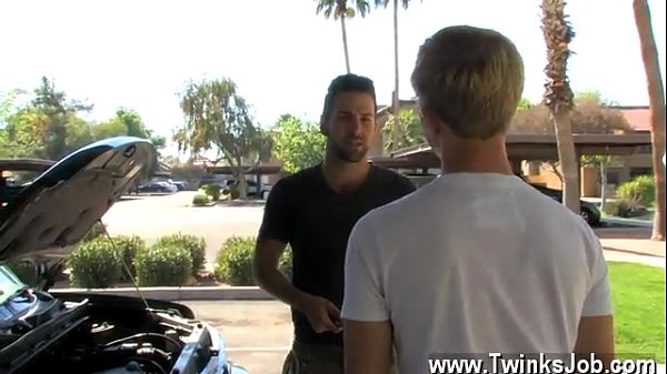 Gay movie of Jordan Ashton'_s real dad doesn'_t think he'_s a man, but