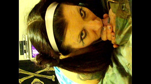 Play MP4 - hot emo milf shannon sucking hubbys cock