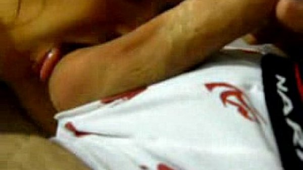 My Girlfriend Is Sick In Bed 