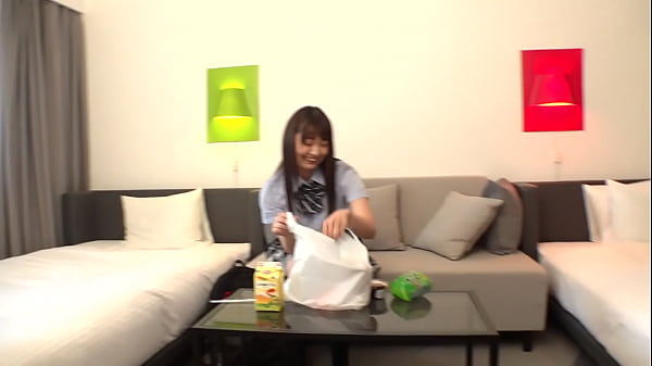 Play MP4 - ハメ撮り　スタイル抜群のJKと放課後に秘密のハメ撮りSEX。大ききてきれいなお尻を眺めながらバックで生ハメセックス。お風呂場でのエロすぎる立ちバックも必見。