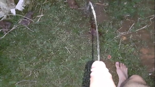 Nos Escondimos En Un Huerto Para Poder Follar Sin Que Nos Vieran thumbnail