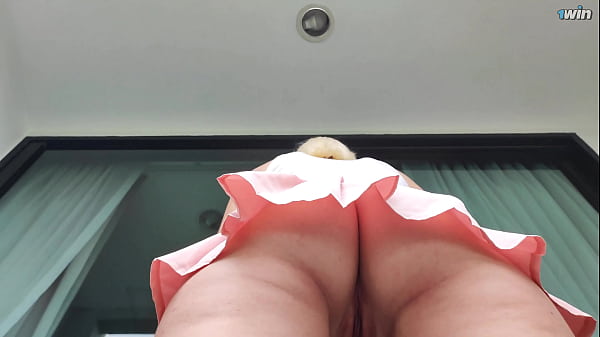 Play MP4 - Upskirt view on the pussy without panties&period; Hidden camera in cafe