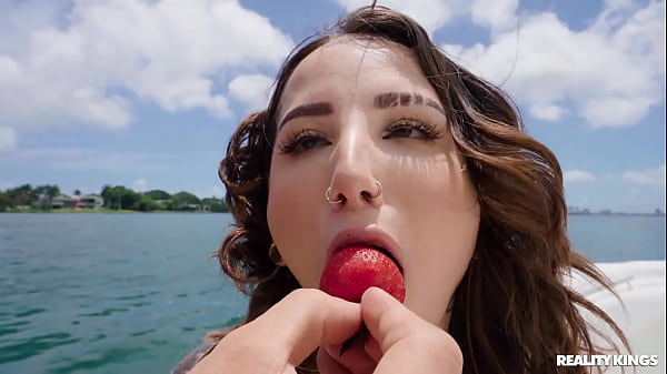 Valerica Loves A Big Rod - Realitykings thumbnail