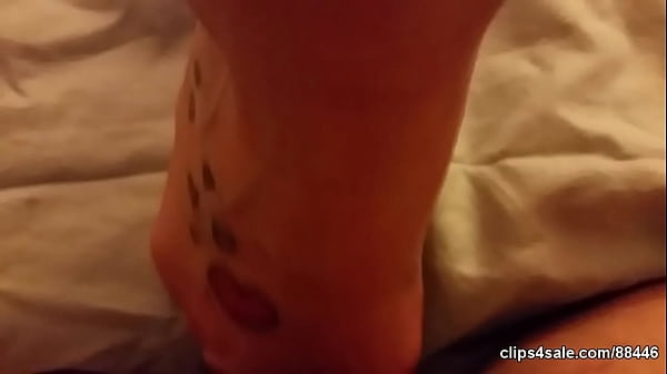 Foot Vixen Awesome Footjob Solejob Trampling Black Pantyhose! 