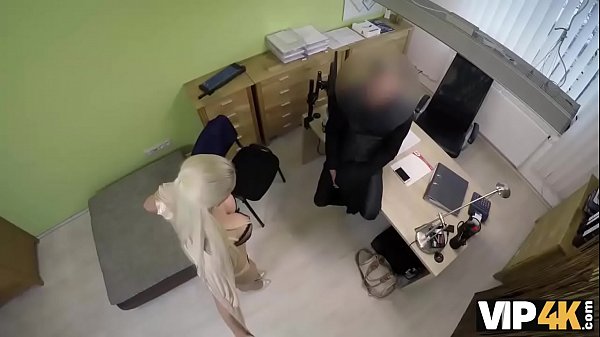 VIP4K. Blanche e_pronta per fare sesso per soldi