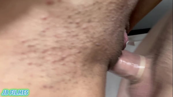 La em casa quem manda sou quando eu falo come minha buceta meu corninho obedece na hora